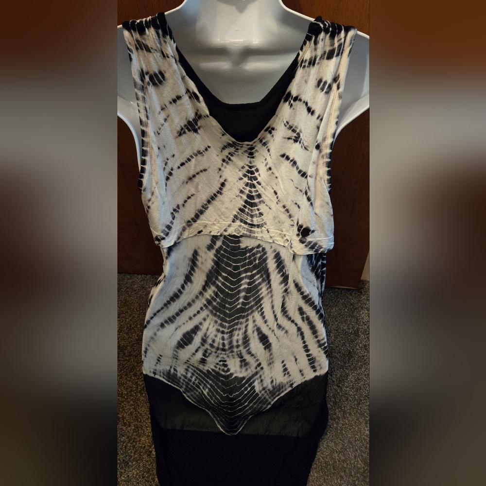 Young Fabulous & Broke black&white tye dye high low tank top szL HOST PICK🎉🎊 - Picture 6 of 8
